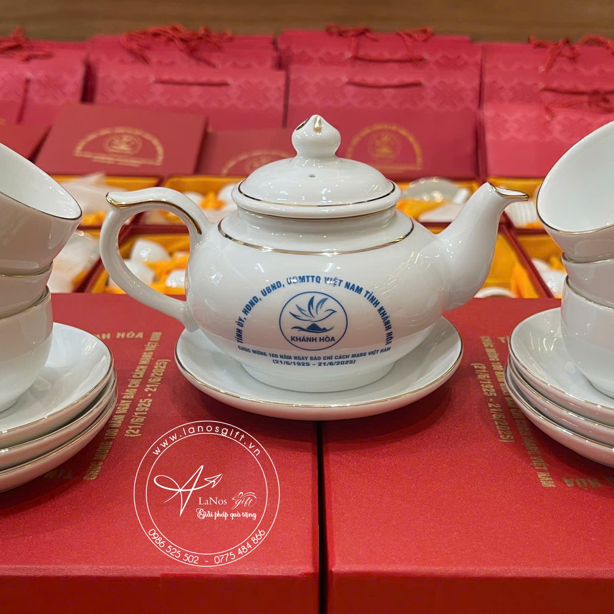 Ấm chén trà in logo - LNACT 16