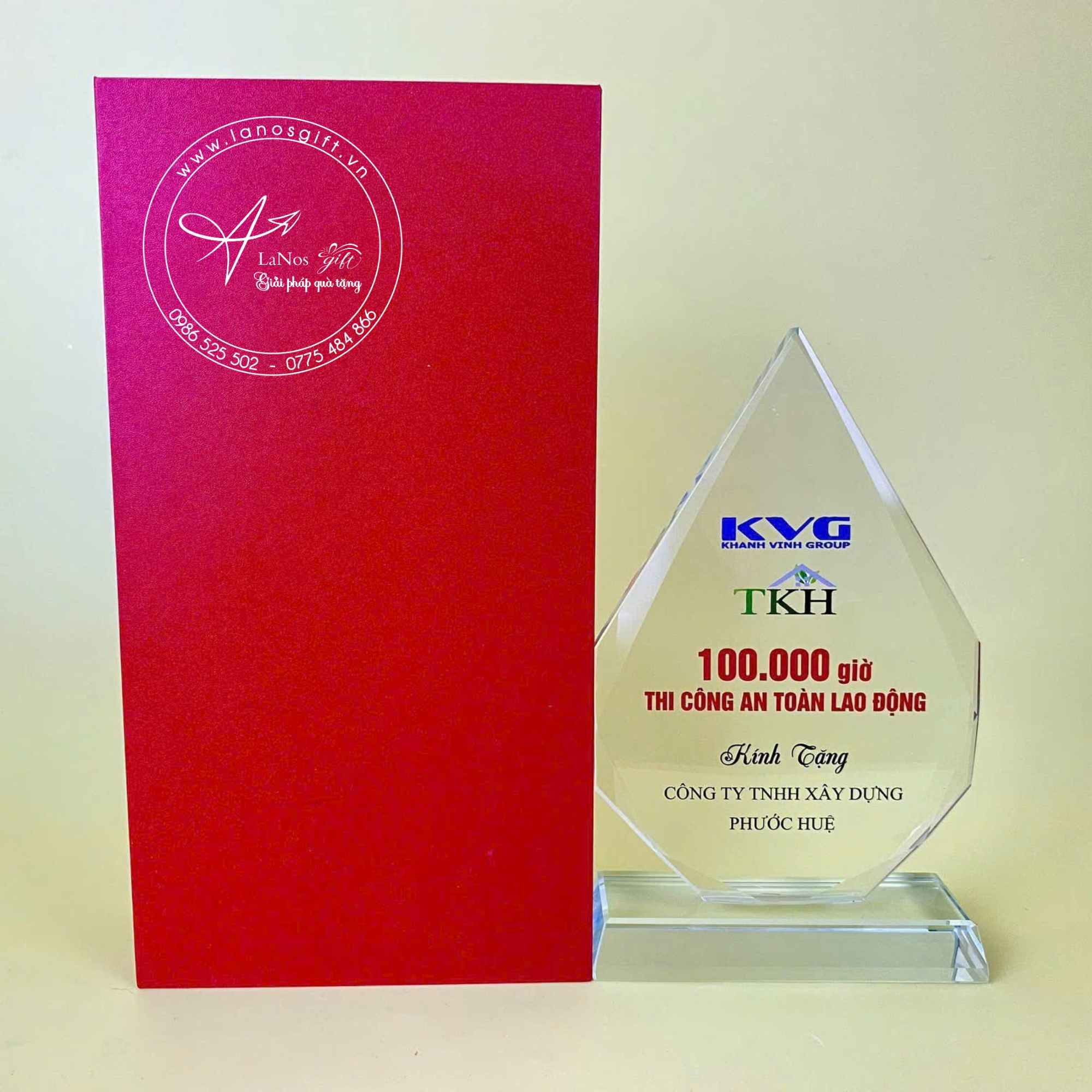 Kỷ niệm chương pha lê in logo - LNKNC 09