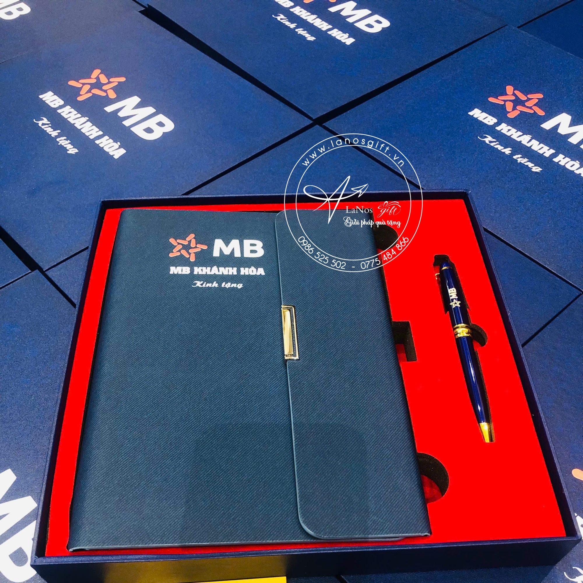 Hộp Quà Tặng Doanh Nghiệp In Logo – Sổ Tay & Bút Ký Cao Cấp Thiết Kế Theo Yêu Cầu - LNGS 06 - Hình ảnh 3