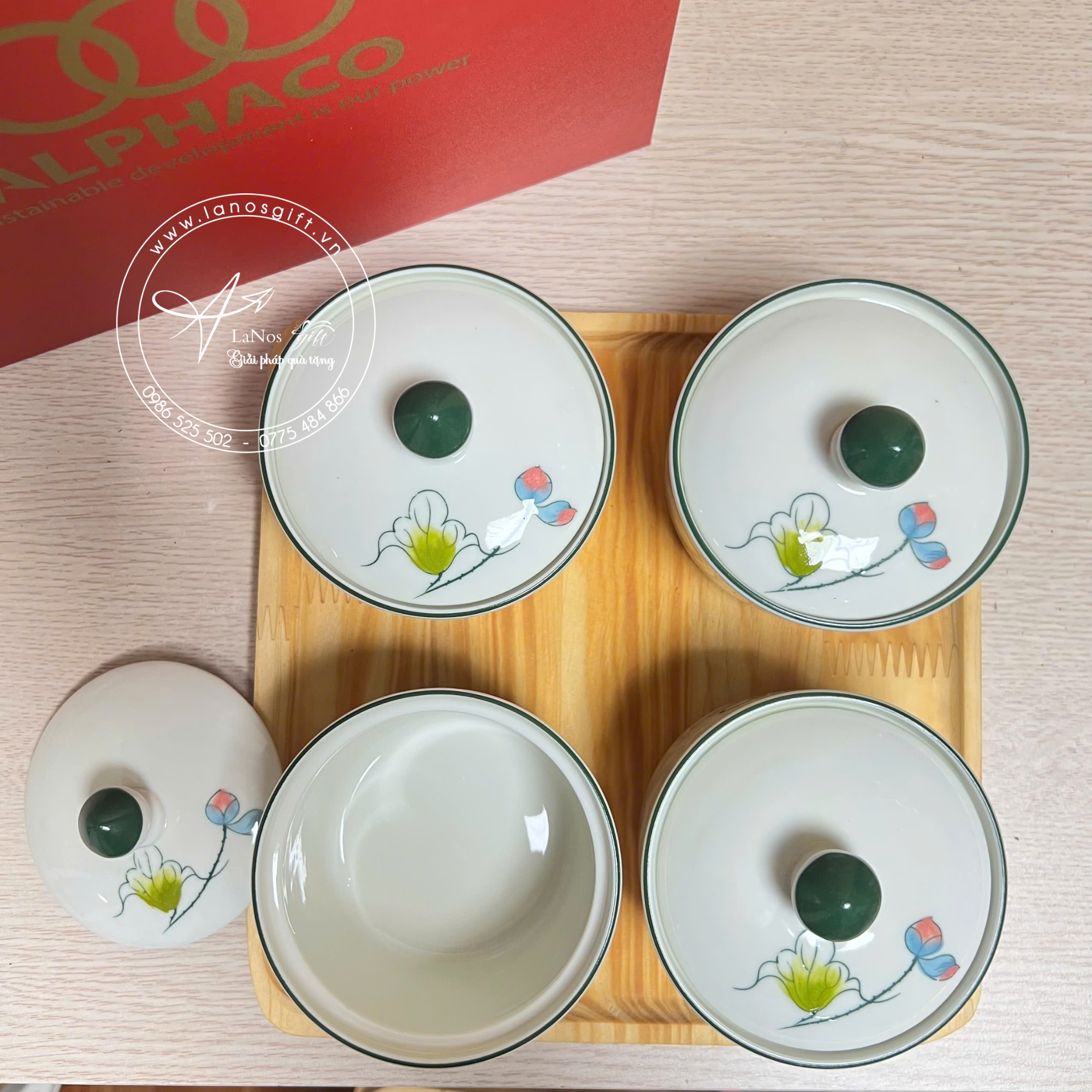 Khay mứt bộ 4 hũ men trắng vẽ tay hoa sen in logo - LNKM 01 - Hình ảnh 8