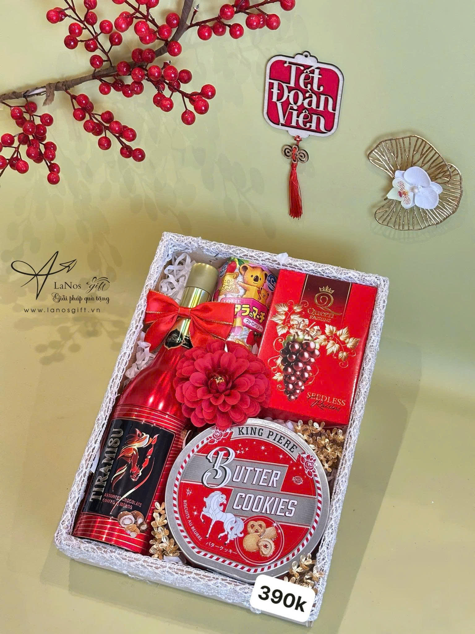 Mẫu quà Tết đẹp được ưa chuộng tại Nha Trang, Khánh Hòa.