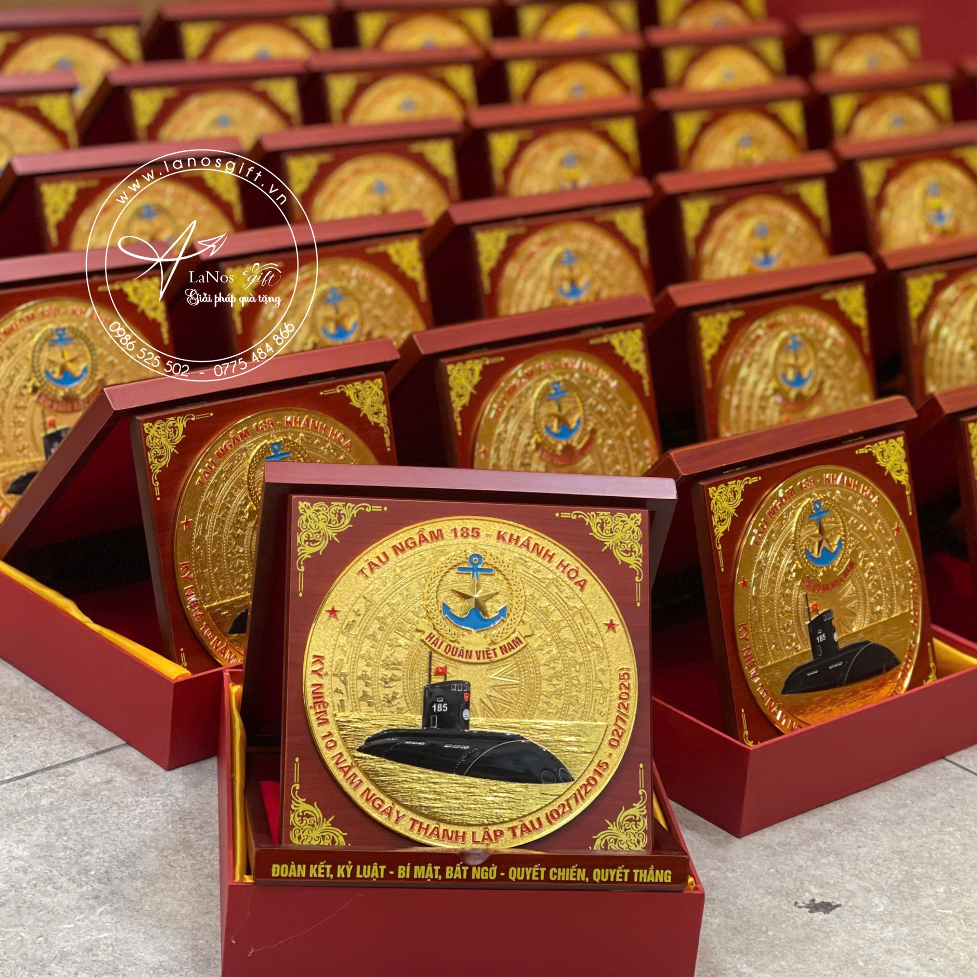 Mẫu biểu trưng Hải Quân bằng gỗ và mạ vàng sang trọng - LNBT 07 - Hình ảnh 7