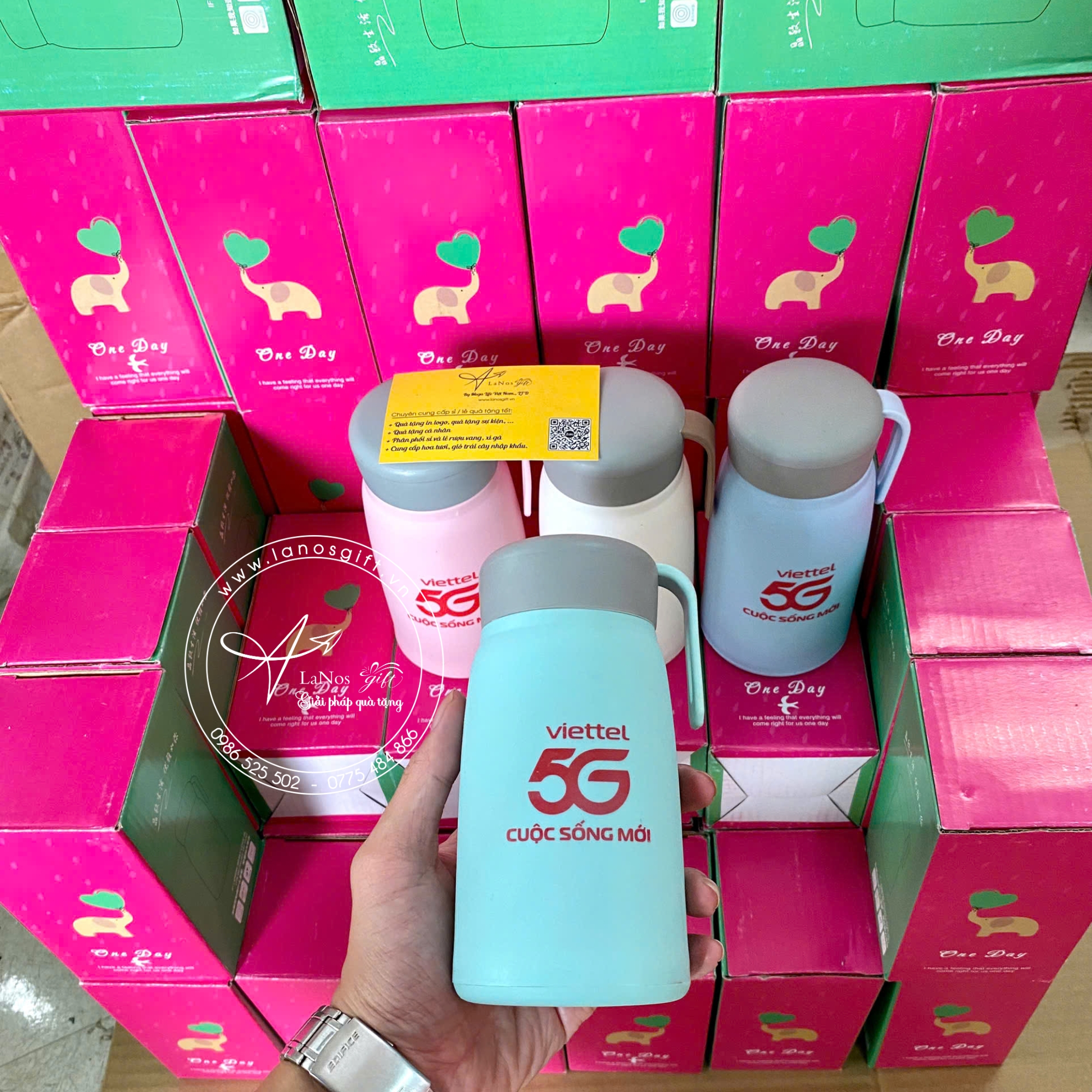 Ca nước thủy tinh bọc nhựa in logo - LNTTBN 02 - Hình ảnh 11