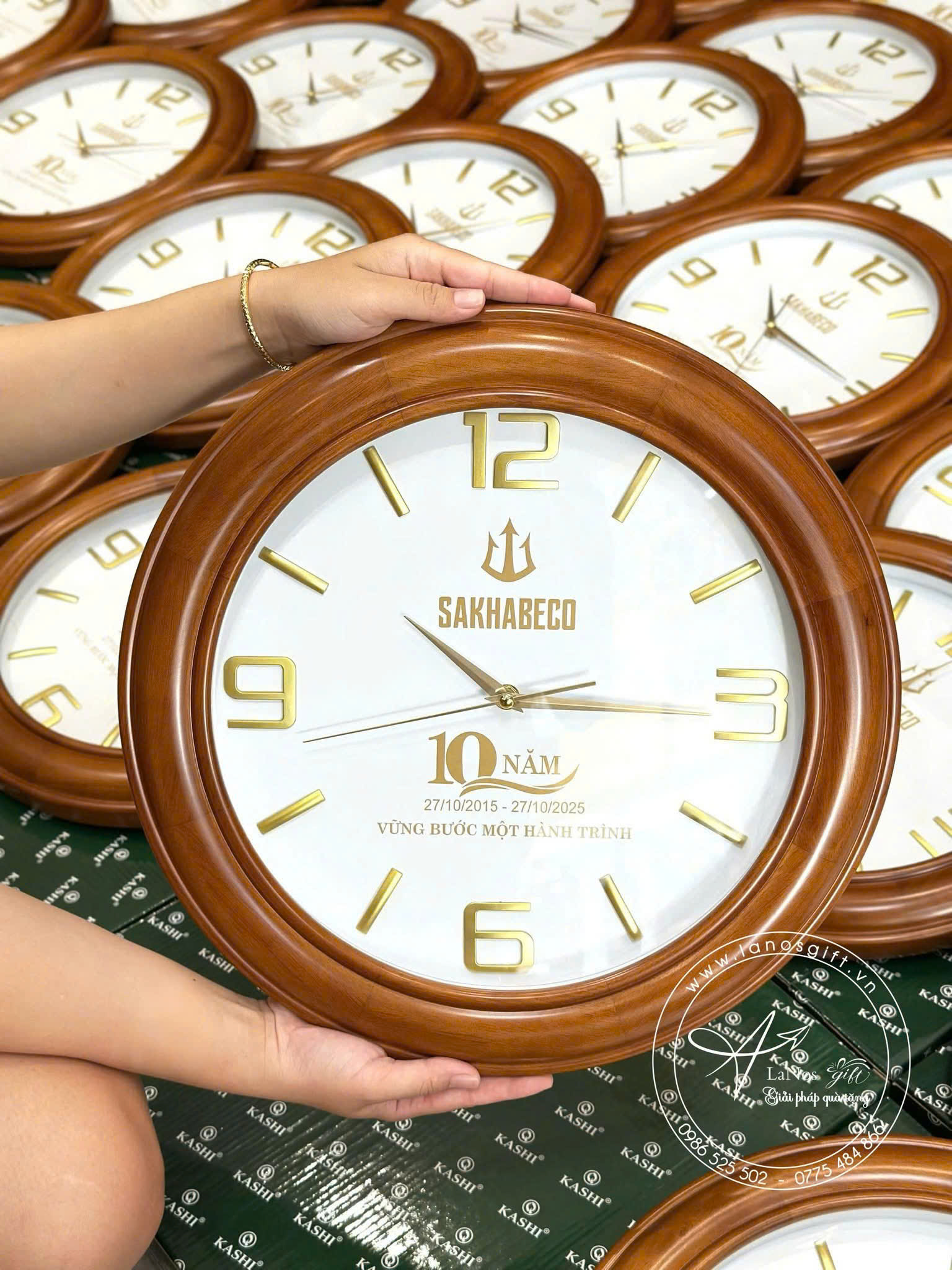 Đồng hồ treo tường in logo - LNĐHTT 03 - Hình ảnh 2