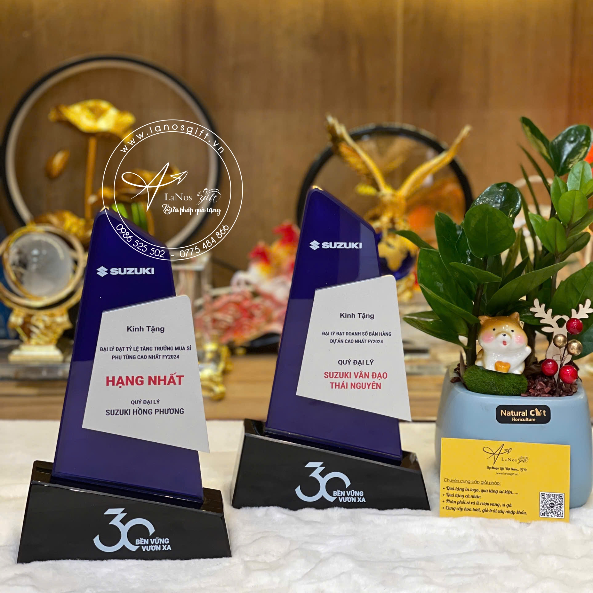 Kỷ Niệm Chương Pha Lê Cao Cấp – Thiết Kế Theo Yêu Cầu, Sang Trọng & Ý Nghĩa - LNKNCPL 06 - Hình ảnh 4