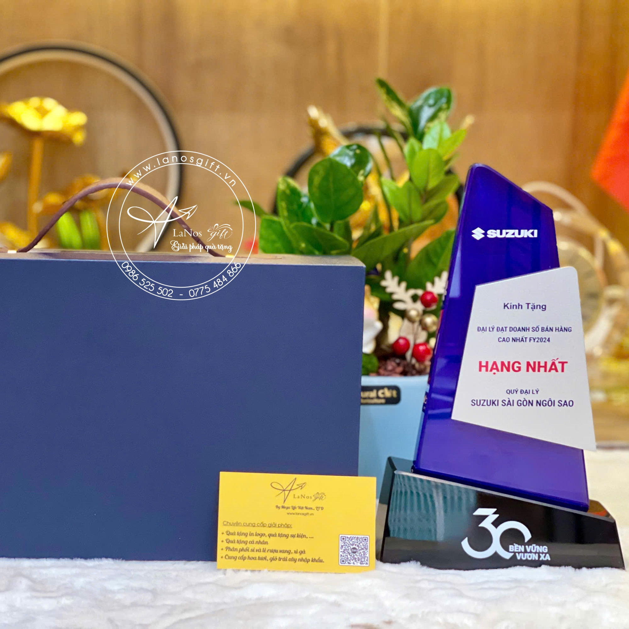 Kỷ Niệm Chương Pha Lê Cao Cấp – Thiết Kế Theo Yêu Cầu, Sang Trọng & Ý Nghĩa - LNKNCPL 06 - Hình ảnh 5