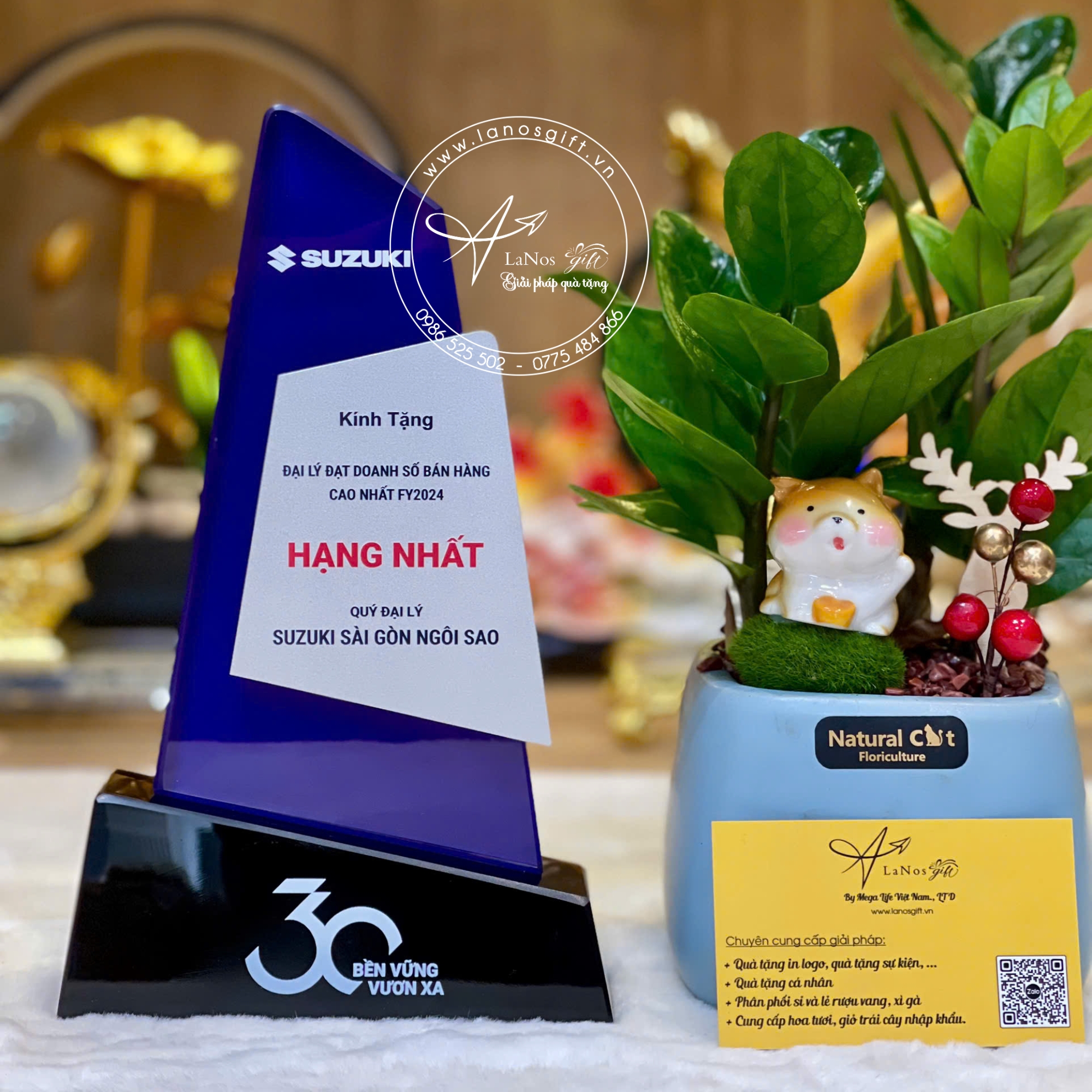 Kỷ Niệm Chương Pha Lê Cao Cấp – Thiết Kế Theo Yêu Cầu, Sang Trọng & Ý Nghĩa - LNKNCPL 06 - Hình ảnh 9