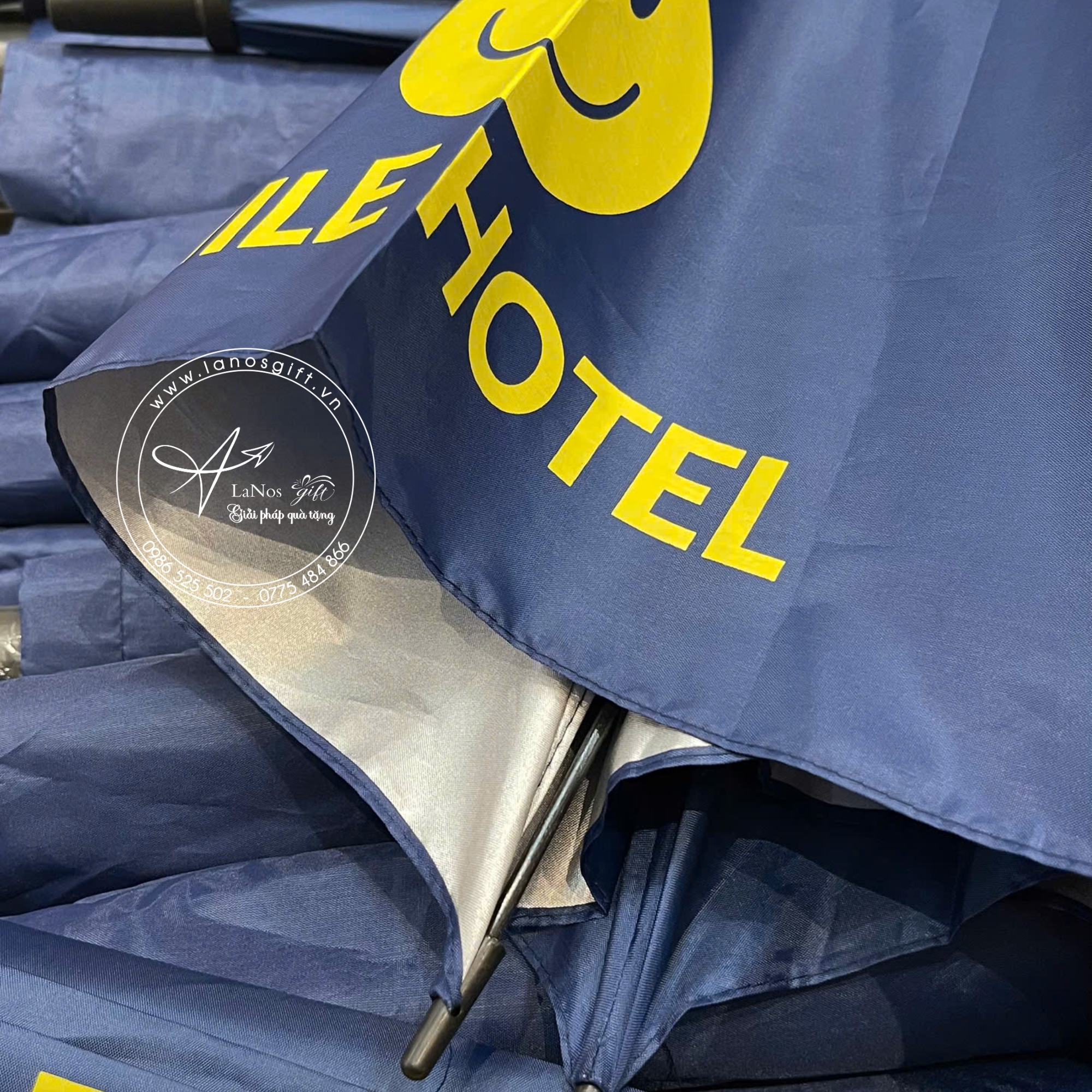 Ô Dù In Logo - Quà Tặng Thiết Kế Theo Yêu Cầu - LNOD 01 - Hình ảnh 3